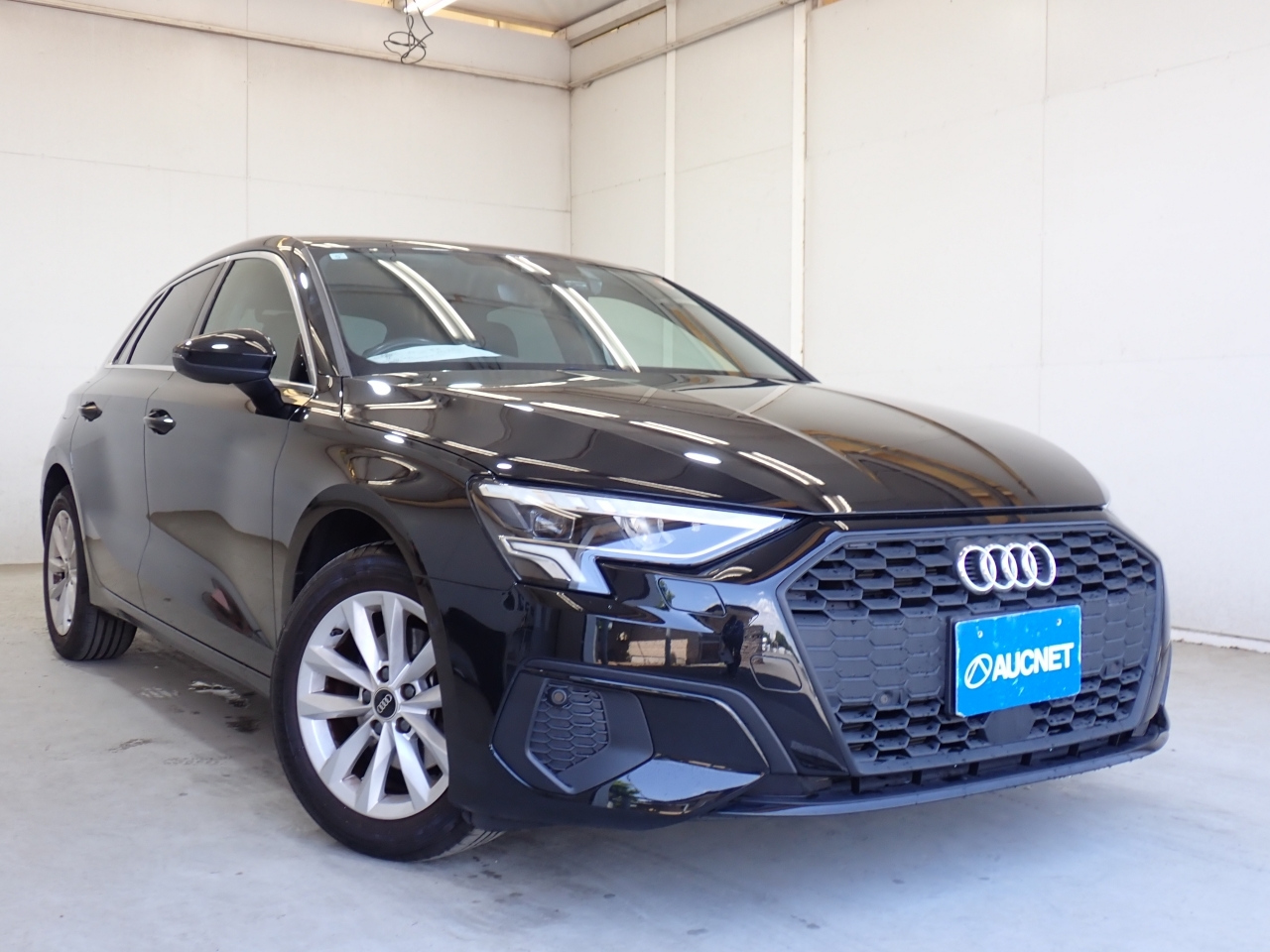 AUDI A3 — фото