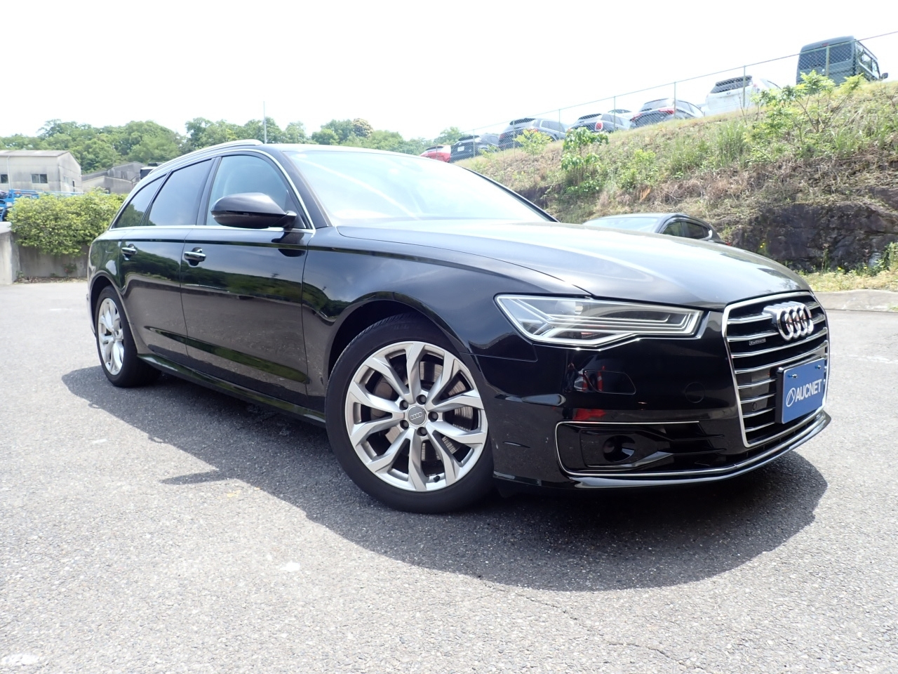 AUDI A6 — фото