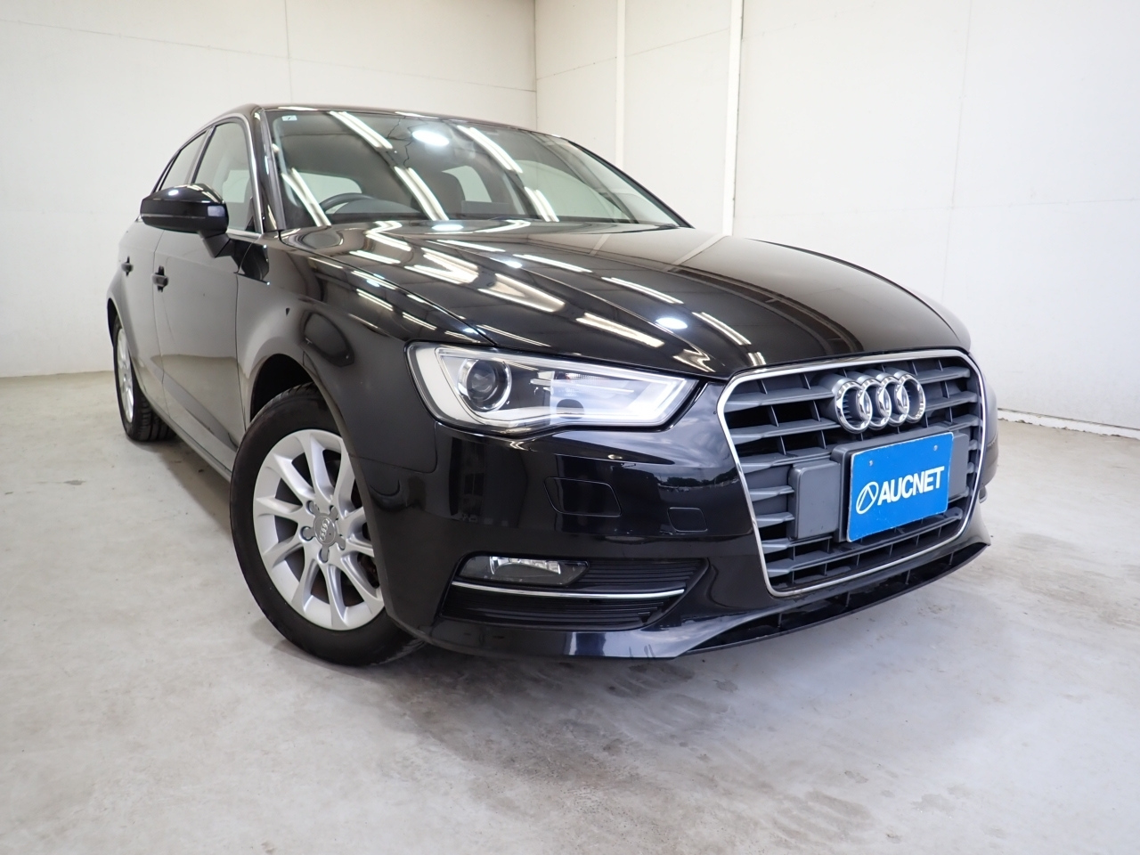 AUDI A3 — фото