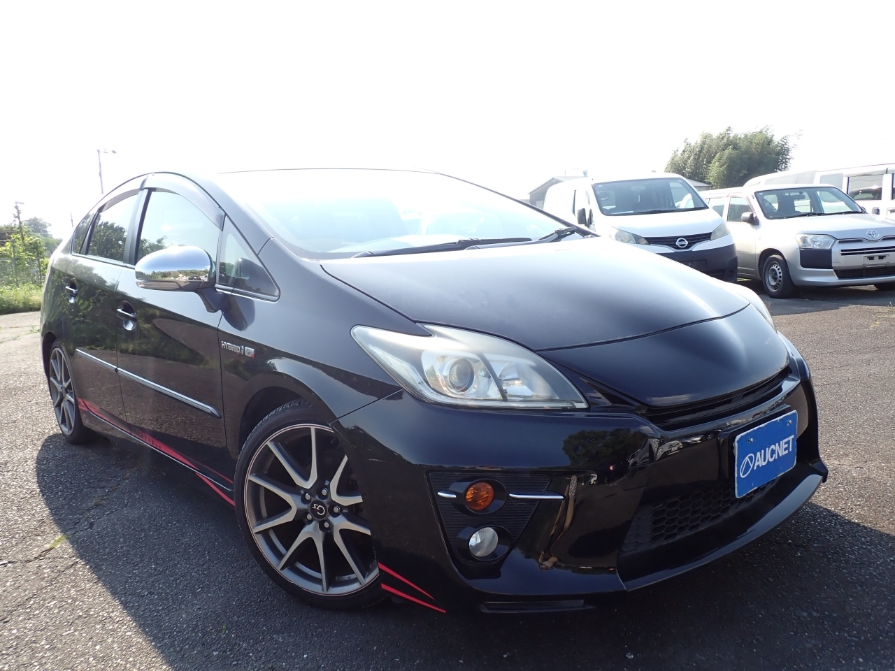 TOYOTA PRIUS — фото