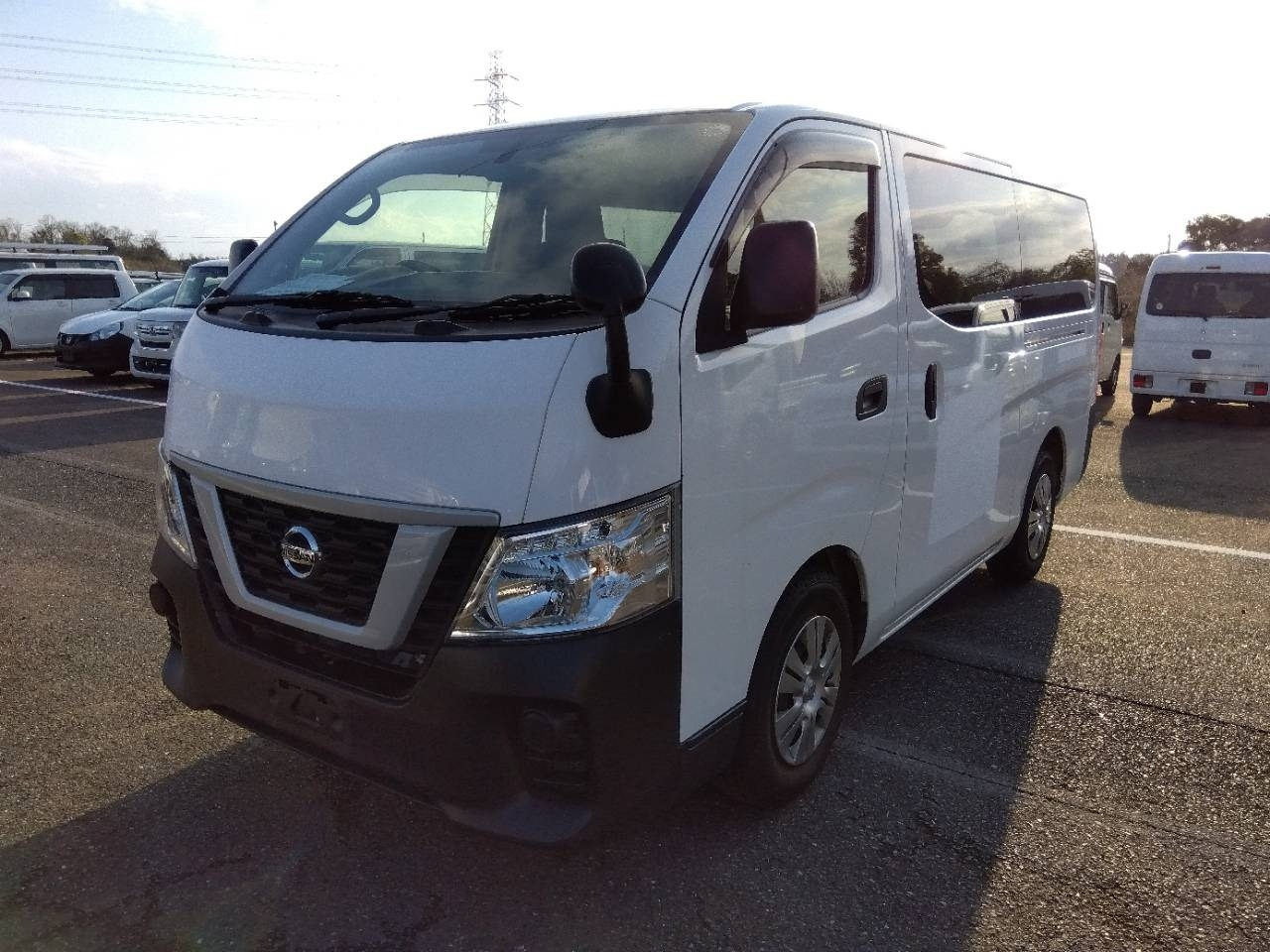 NISSAN NV350 CARAVAN
