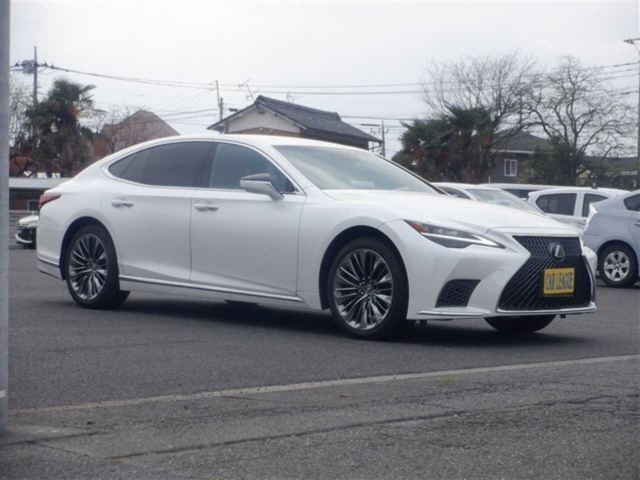 LEXUS LS