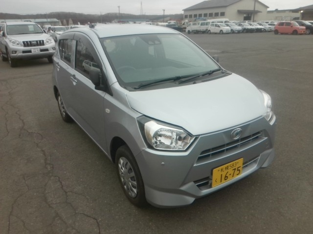 DAIHATSU MIRA E S