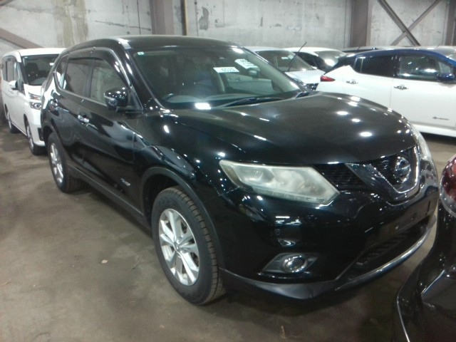 NISSAN X-TRAIL