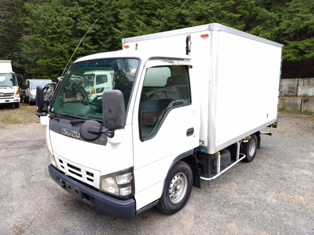 ISUZU ELF — фото