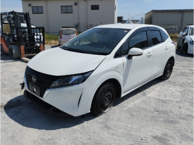 NISSAN NOTE — фото