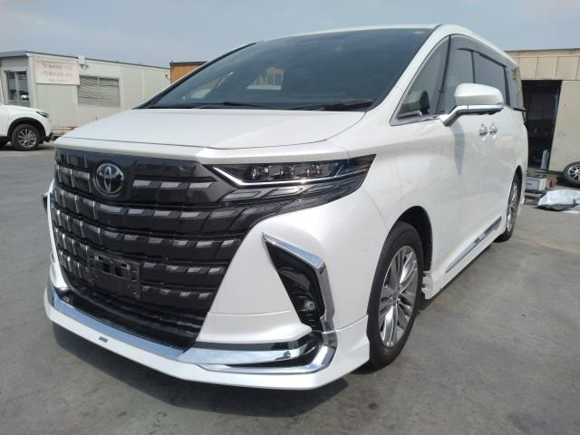 TOYOTA ALPHARD — фото