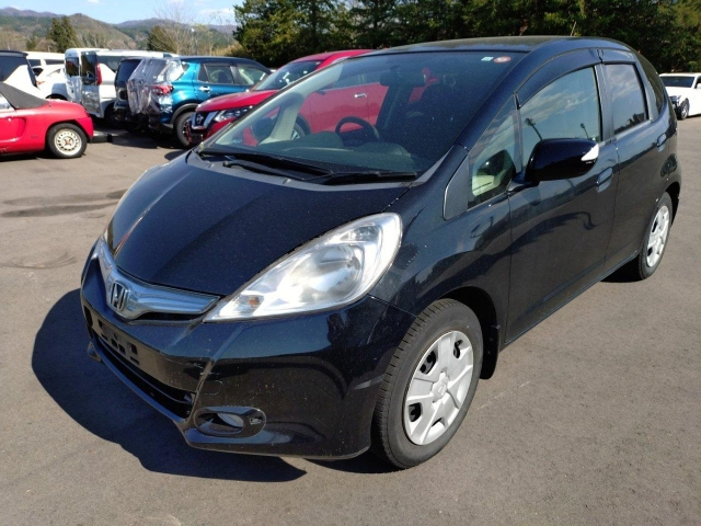 HONDA FIT — фото