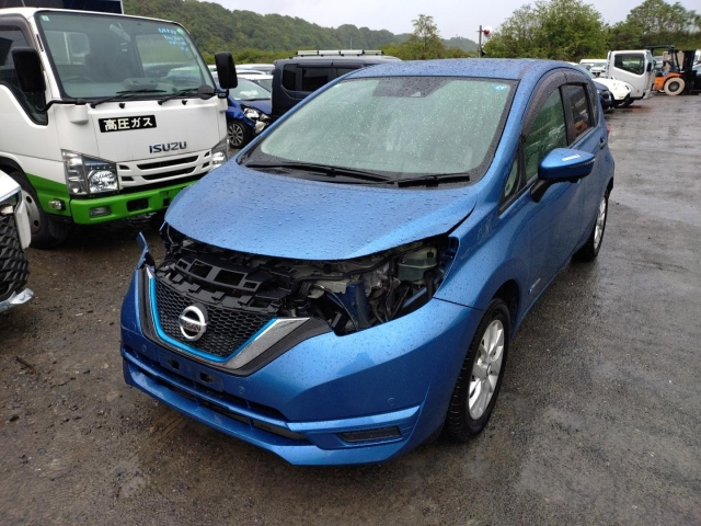 NISSAN NOTE — фото