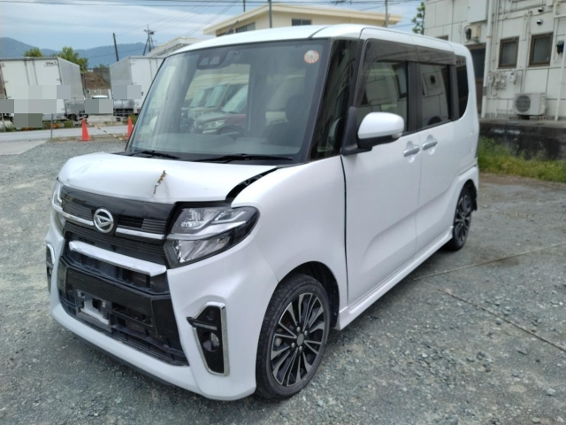 DAIHATSU TANTO — фото
