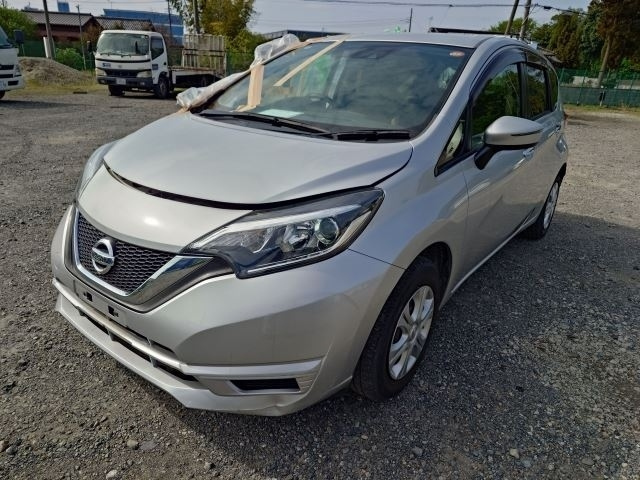 NISSAN NOTE — фото