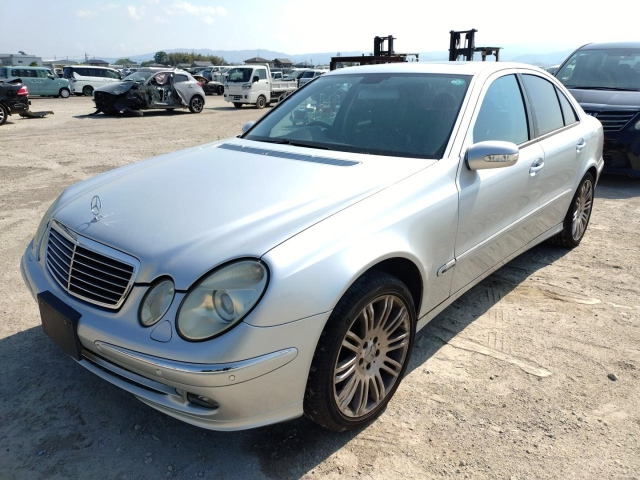 MERCEDES BENZ E CLASS