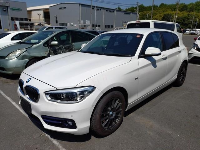 BMW 1 SERIES