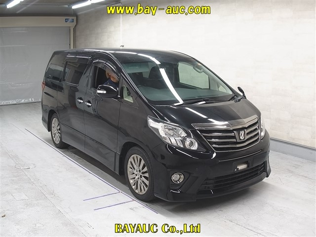 TOYOTA ALPHARD — фото