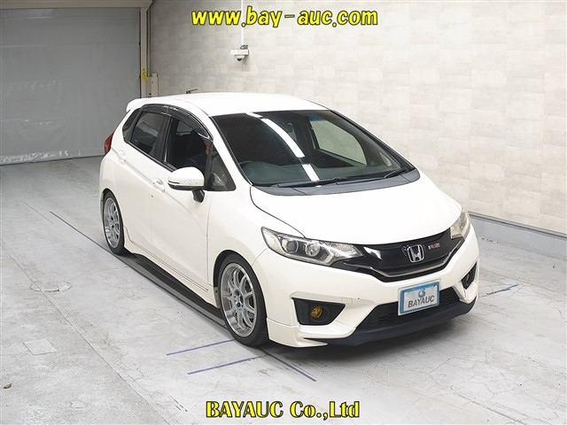 HONDA FIT — фото