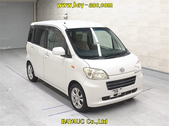 DAIHATSU TANTO — фото