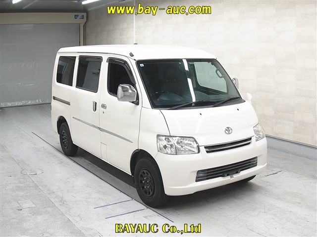 TOYOTA TOWN ACE VAN