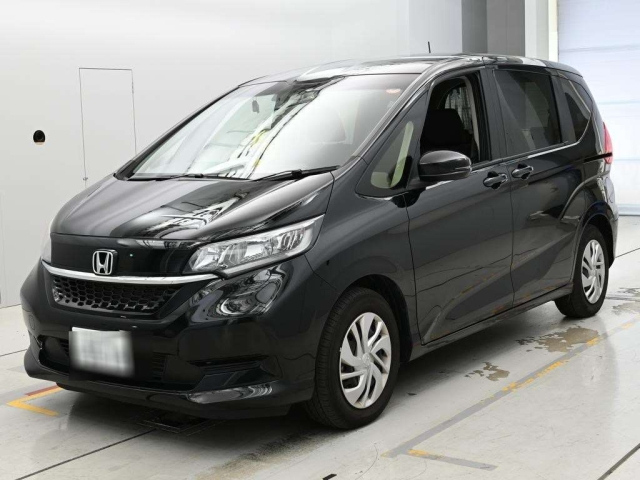 HONDA FREED — фото