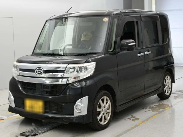 DAIHATSU TANTO — фото