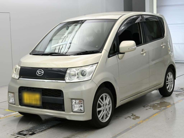 DAIHATSU MOVE — фото