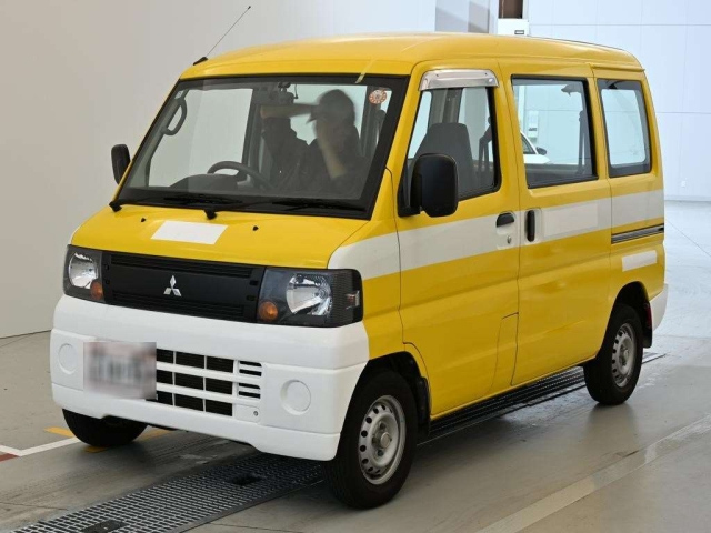 MITSUBISHI MINICAB — фото