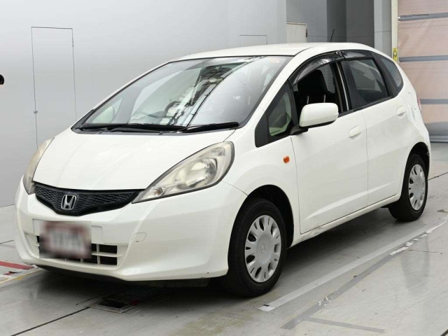 HONDA FIT — фото