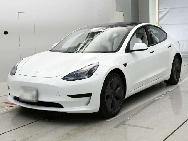 TESLA MODEL3 — фото