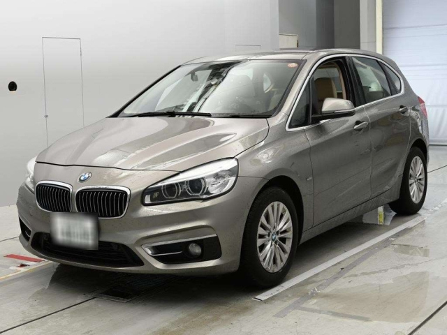 BMW 2 SERIES