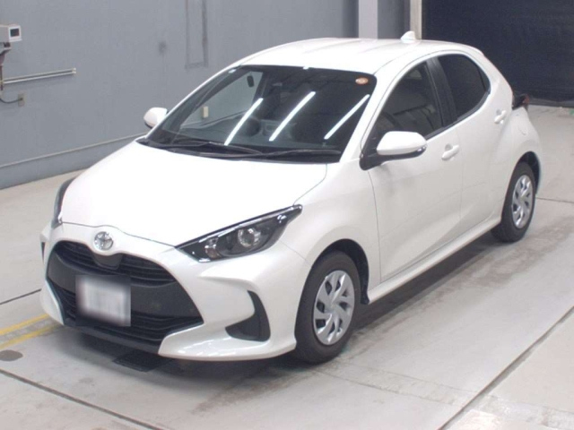 TOYOTA YARIS — фото