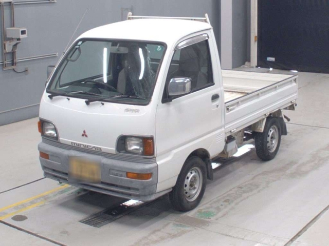 MITSUBISHI MINICAB — фото