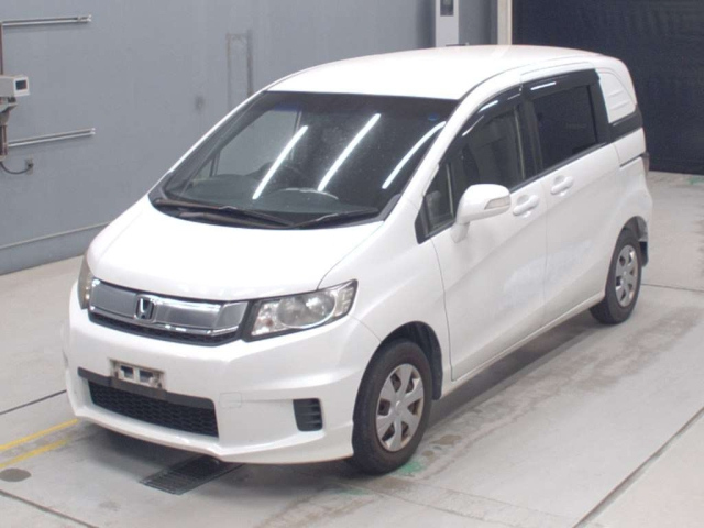 HONDA FREED SPIKE