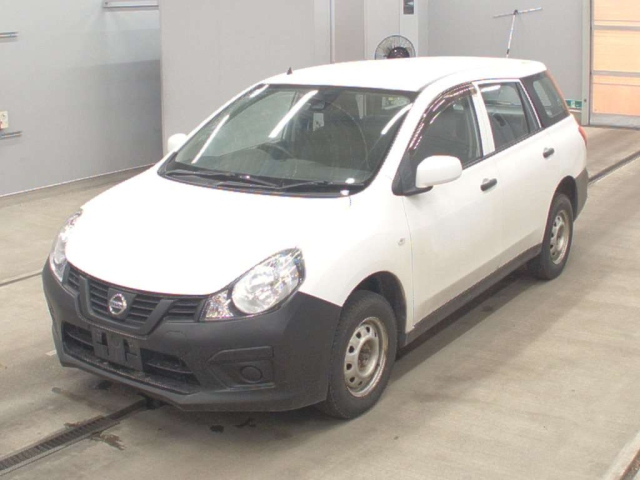 NISSAN AD