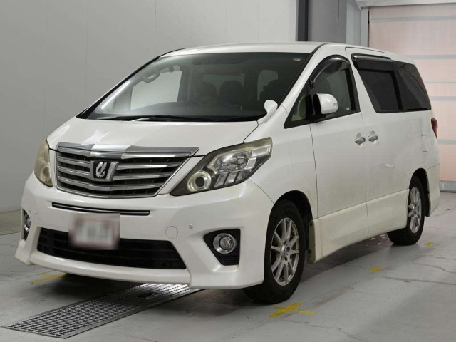 TOYOTA ALPHARD — фото