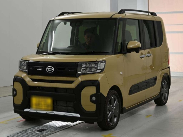 DAIHATSU TANTO — фото