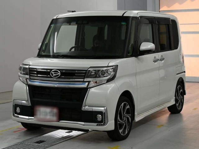 DAIHATSU TANTO — фото