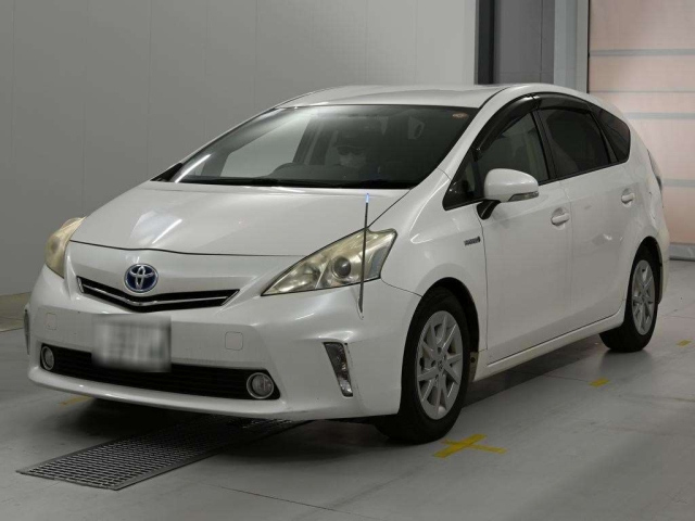 TOYOTA PRIUS — фото