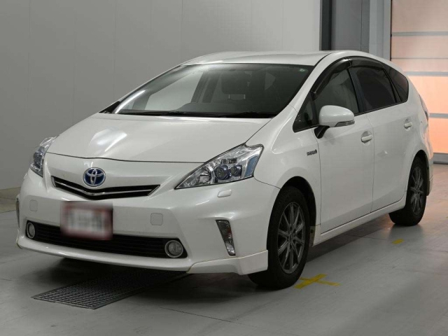 TOYOTA PRIUS — фото