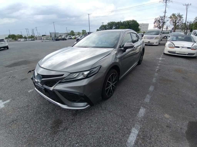 TOYOTA CAMRY — фото