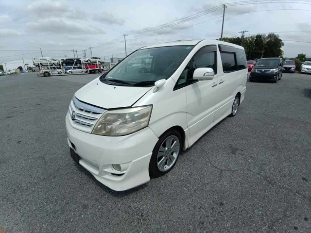 TOYOTA ALPHARD — фото