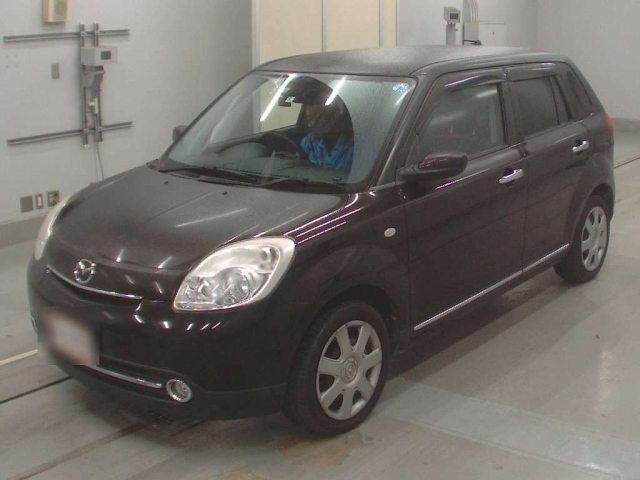 MAZDA VERISA