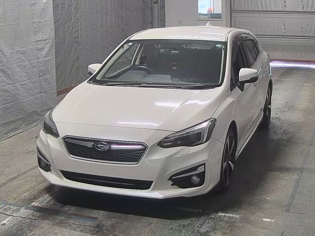 SUBARU IMPREZA — фото