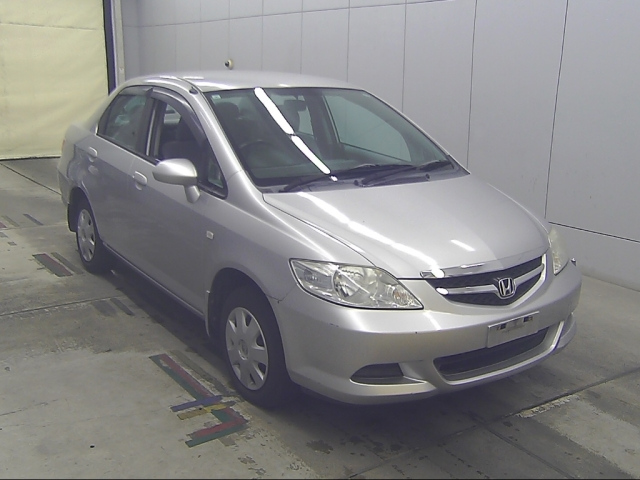 HONDA FIT — фото