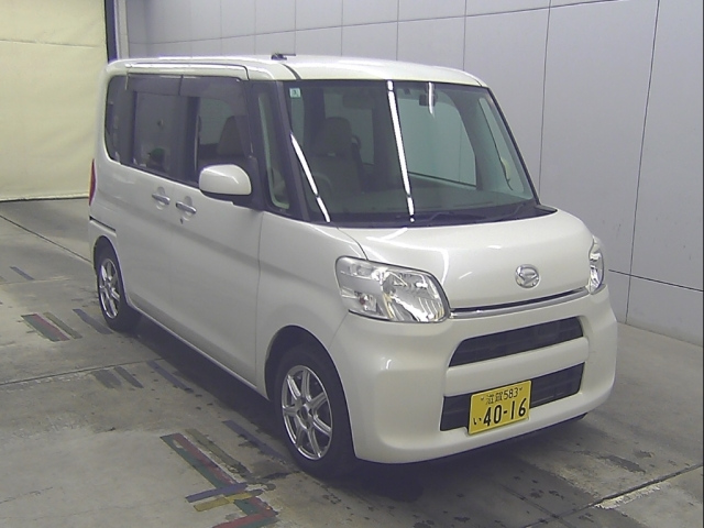DAIHATSU TANTO — фото