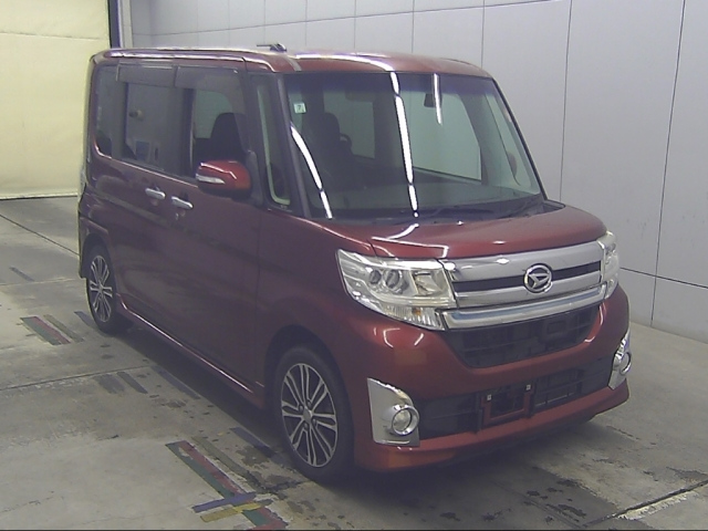 DAIHATSU TANTO — фото
