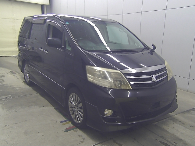 TOYOTA ALPHARD — фото