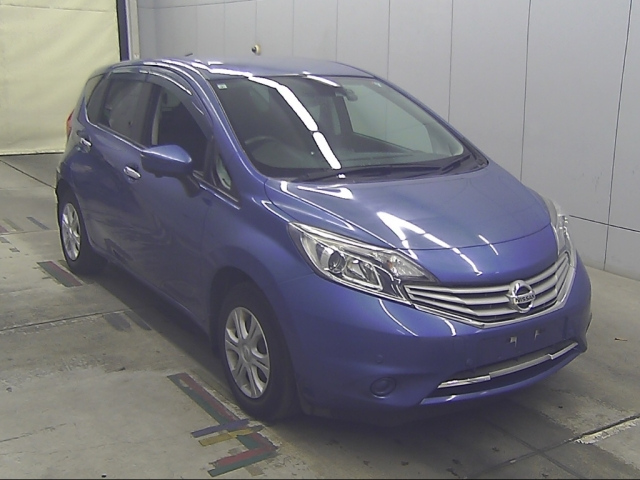 NISSAN NOTE — фото