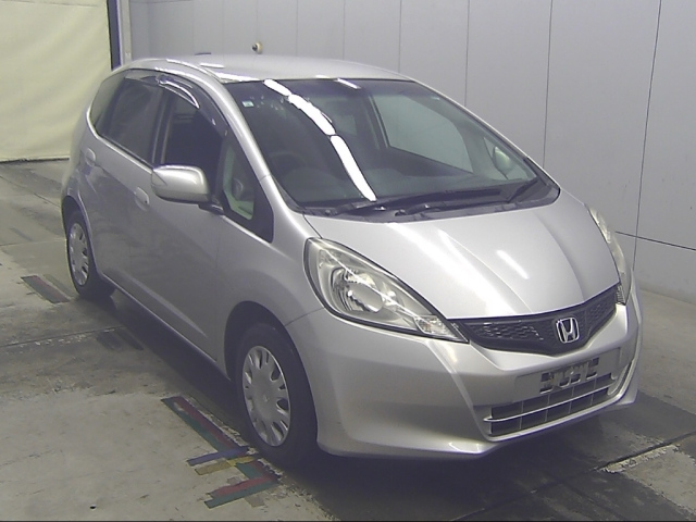 HONDA FIT — фото