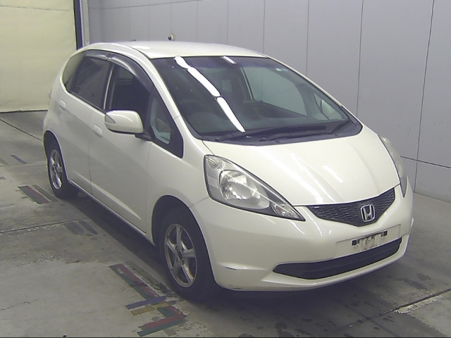 HONDA FIT — фото