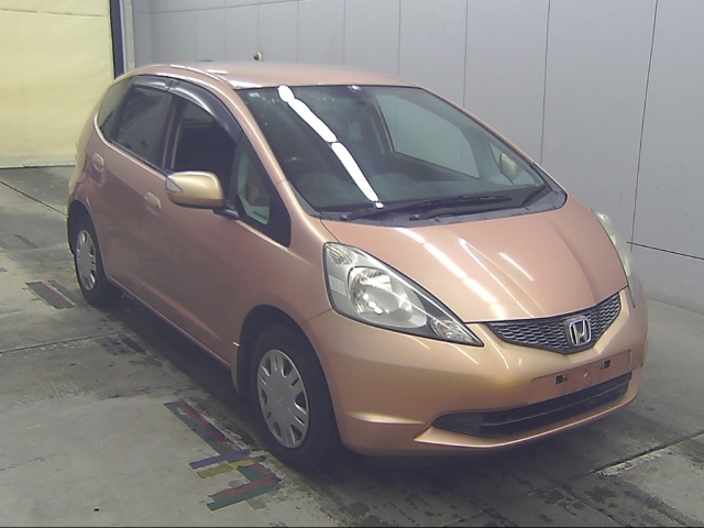 HONDA FIT — фото