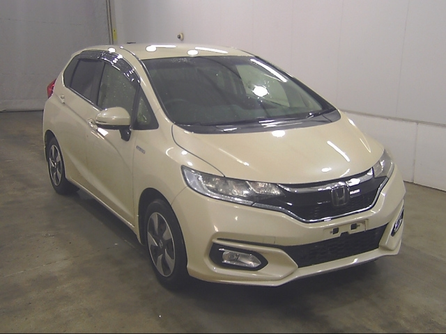 HONDA FIT — фото